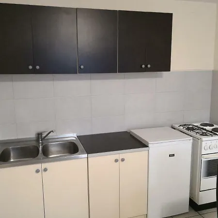 Апартаменты Mini Apartman 2+1 35 M2 *